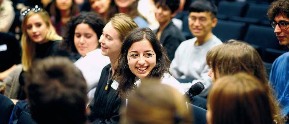 Während der „Welcome Week“ bekommen Austauschstudierende Tipps für den Start in Berlin und lernen andere Kommilitonen und den Campus kennen.