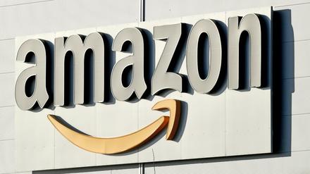 Schwer zu erreichen, zumindest am Telefon: Man braucht Geduld, um sich durch die Amazon-Seite zu klicken - bis man schließlich Erfolg hat. 