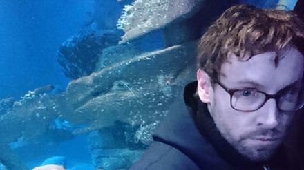 Selbsternannter als „Wortizist“. Dichter Georg Leß im Aquarium.