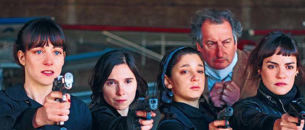 Kalte Kriegerinnen: Elisa Carricajo, Laura Paredes, Valeria Correa und Pilar Gamboa (v. li.) müssen sich auch gegen ein weibliches Killerkommando zur Wehr setzen.