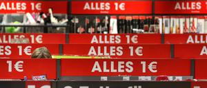 Einfaches Konzept. Mit der Idee, alle Produkte für einen Euro zu verkaufen, startete Euroshop vor 15 Jahren in Bottrop. 