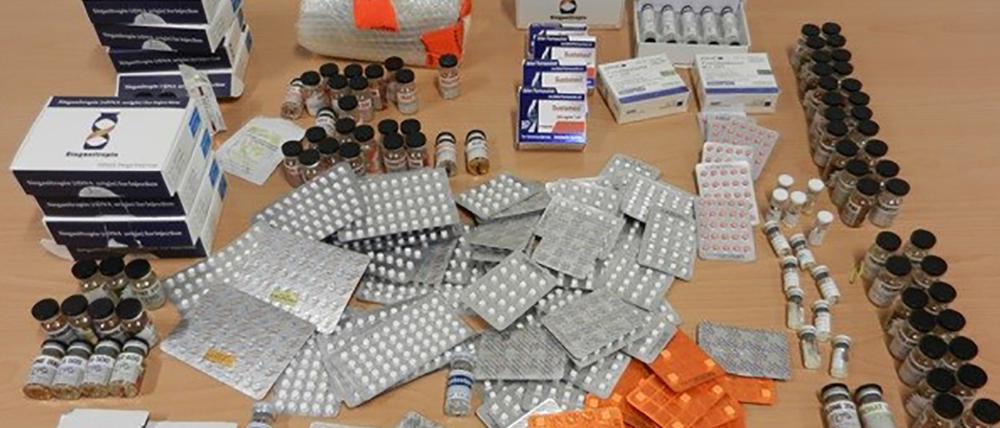 Nicht für die Haare: Solche illegalen Präparate beschlagnahmte Europol bei der großen Anti-Doping-Razzia.