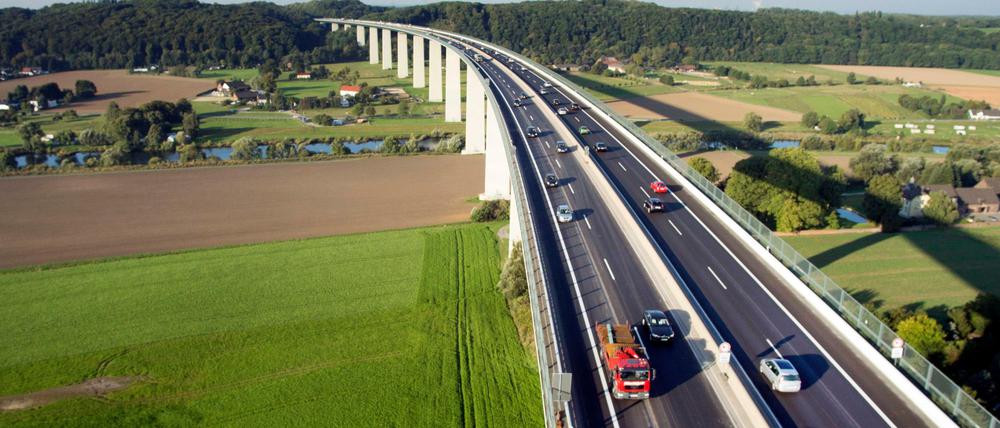 Die Ruhrtalbrücke ist die längste deutsche Straßenbrücke aus Stahl.