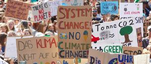 Bußgeld für den Schulstreik? In Mannheim wurden Schüler damit belegt. In Berlin wird das nicht so streng gesehen.