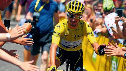 Spitzenreiter. Julian Alaphilippe fuhr auch am Nationalfeiertag in Gelb.
