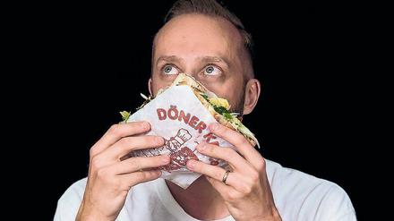 Döner muss sein. Unser Autor Per Meurling ist gebürtiger Schwede und seit vielen Jahren Wahl-Berliner. Der Journalist und Restaurantkritiker betreibt den Blog "Berlin Food Stories".