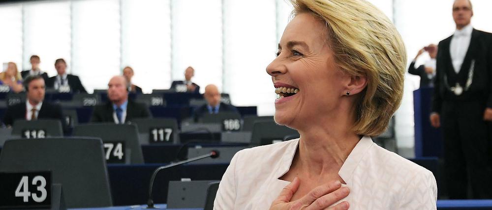 Die Erleichterung ist ihr anzusehen: Ursula von der Leyen nach der Verkündung des Wahlergebnisses im Europaparlament.