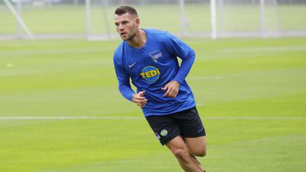 Einer für überall. Eduard Löwen trainiert seit Dienstag mit seinen neuen Kollegen bei Hertha BSC.