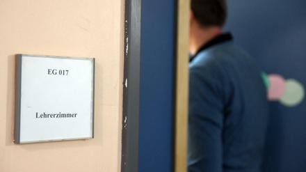 Der Schulleiter-Mangel in Berlin wird größer: Waren es vor einem Jahr noch 20, sind nun schon 32 Stellen nicht besetzt. 