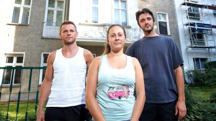 Till (rechts im Bild) wird ausziehen. Sven und Susanna wollen bleiben und kämpfen.
