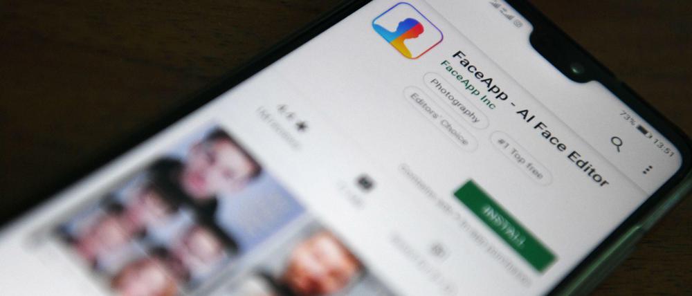 Grauzone. Mit dem Fotodienst Faceapp können Nutzer Bilder von sich künstlich altern lassen.