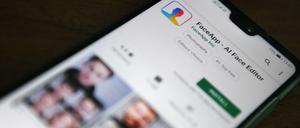 Grauzone. Mit dem Fotodienst Faceapp können Nutzer Bilder von sich künstlich altern lassen.