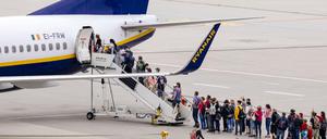 Billig-Flieger wie Ryanair ermöglichen besonders günstige Flugreisen.