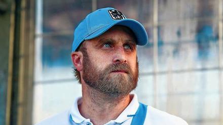 Turbulent wie immer. Trainer Daniel Bierofka eröffnet heute mit 1860 gegen Münster die neue Saison. Die verspricht nicht nur auf dem Platz Spannung. 