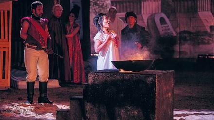 Liebesleid auf Italienisch. Marco Orazio (Wagner N. S. Moreira) und seine Schwester Orazia (Shixuan Wei) ringen um die Gunst des Volkes.