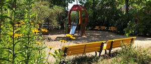 Zankapfel: Spielplatz an der Ecke Liselotte-Herrmann-Straße/Hans-Otto-Straße.