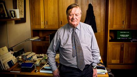 Der Alterspräsident des Unterhaues, Kenneth Clarke.