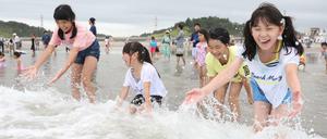 Nach der Nuklearkatastrophe von Fukushima wurde der Strand zum ersten Mal wieder für Besucher zugelassen.