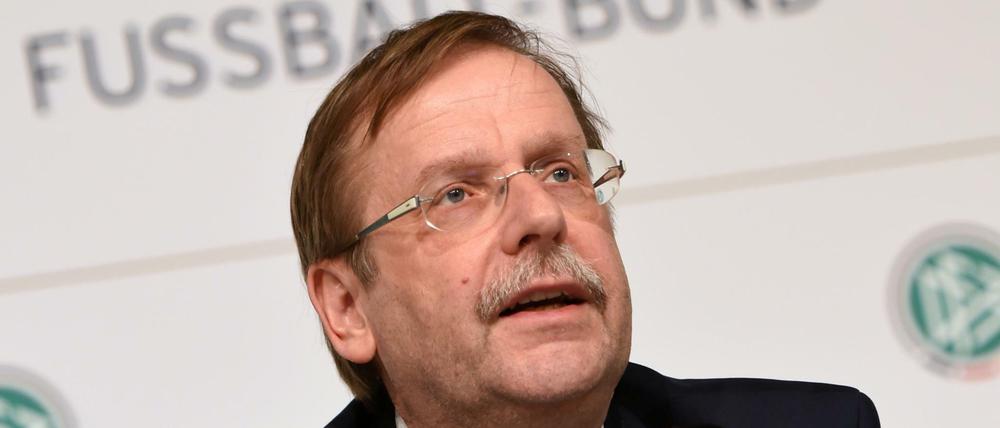 Macht's nur vorübergehend. Rainer Koch, der dem DFB derzeit als Interimspräsident fungiert.