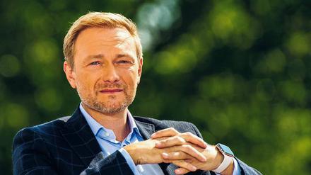 "Porsche oder Mercedes SKL"?: Unverhofft kamen Zuschauerfragen auf Christian Lindner zu.