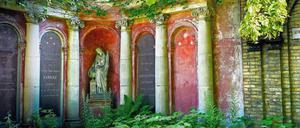 Sanfte Melancholie. Das Mauergrab Radicke/von Oppen auf dem Luisenstädtischen Friedhof ist im Stil der Neorenaissance gestaltet.