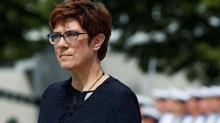 Verteidigungsministerin Annegret Kramp-Karrenbauer und Kanzlerin Angela Merkel 