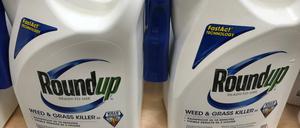 Umstrittener Unkrautvernichter: das Glyphosathaltige Herbizid Roundup.