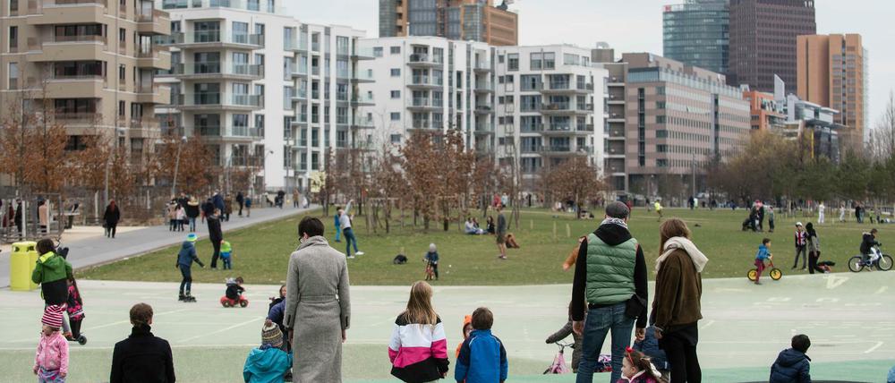 Im Park beim Gleisdreick wurde ein Mann überfallen.
