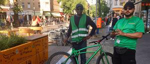 Die Parkläufer Tufan Saglam (r.) und Solo Sow.