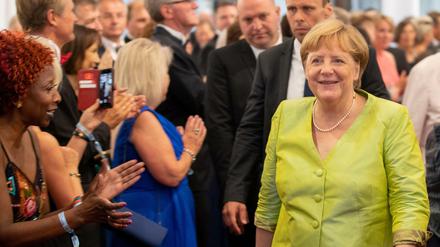 Bundeskanzlerin Angel Merkel kommt zur Eröffnung der Bayreuther Festspiele.
