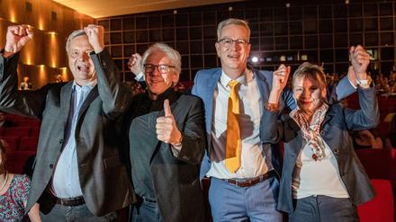 Christian Thomsen, Präsident der TU Berlin, Charité-Vorstand Max Einhäupl, FU-Präsident Günter M. Ziegler und HU-Präsidentin Sabine Kunst bei der Entscheidungs-Verkündung zur Exzellenzstrategie.