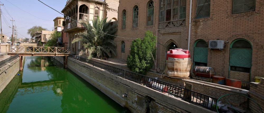 Die Menschenrechtsorganisation mahnt die schlechte Wasserqualität im Fluss Schatt al-Arab an, der durch Basra fließt.