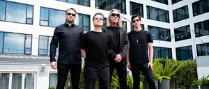 Die Folk-Punk-Band Violent Femmes aus Milwaukee.