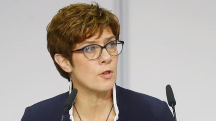 Annegret Kramp-Karrenbauer hält ihre erste Regierungserklärung.