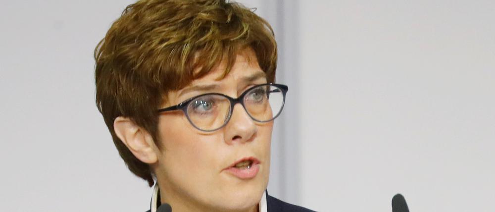 Annegret Kramp-Karrenbauer hält ihre erste Regierungserklärung.