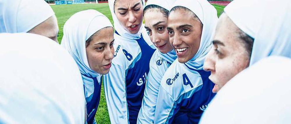 Das Frauen-Fußball-Fest lädt nicht nur zu vielen Spielen, sondern auch zu einem spannenden Beiprogramm.