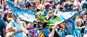Zum Abheben: Beim CSD 2019 waren wieder viele bunte Aufmachungen zu sehen, aber auch viele politische Botschaften.