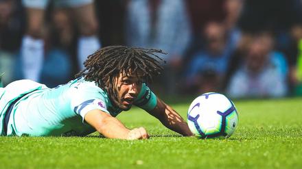 Oh Schreck. Mohamed Elneny ereilten schlimme Nachrichten aus seiner Heimat.