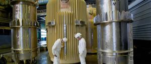 Arbeiter der Atomanlage Majak in der Wiederaufbereitungsanlage abgebrannter Brennelemente. (Archivbild)