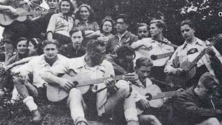 Zum Singen ins Grüne. Die Edelweißpiraten wollten sich von den Nazis nichts sagen lassen. 