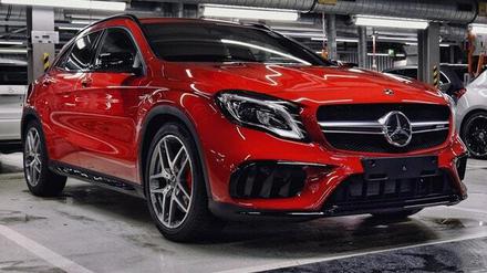 Um diesen "einheizenden" Mercedes-AMG ging es.