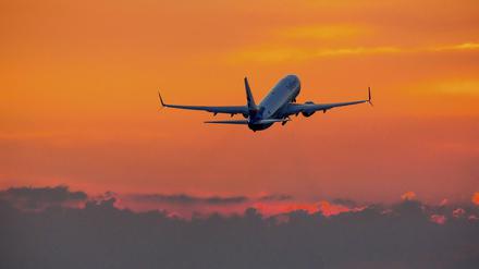 Fliegen gilt inzwischen als verpönt. Von Flugscham ist die Rede.