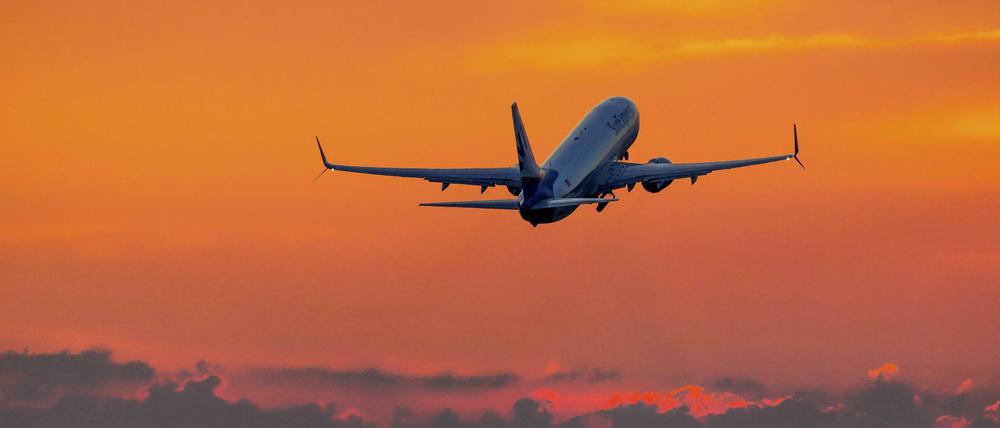 Fliegen gilt inzwischen als verpönt. Von Flugscham ist die Rede.