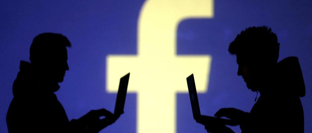 Harte Nachrichten interessieren Facebook-User offenbar mehr, wenn sie in Katzenvideos eingebettet sind
