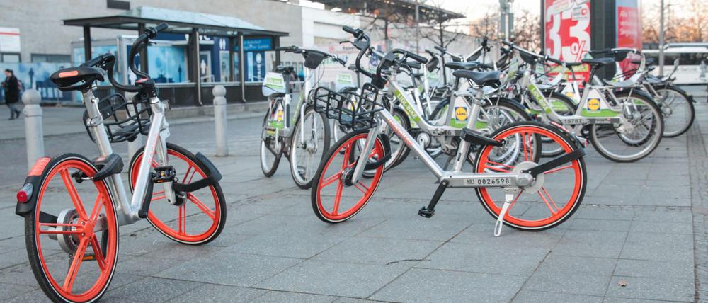 Auch in Berlin kann man Räder von Mobike ausleihen.