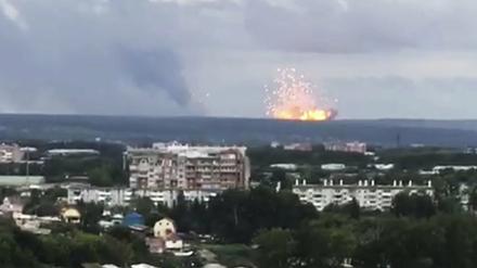 Ein Munitionslager auf einem Militärstützpunkt ist explodiert.