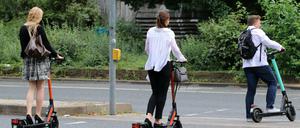 Der Verkehr von E-Tretrollern stellt viele europäische Großstädte vor Verkehrsprobleme. 