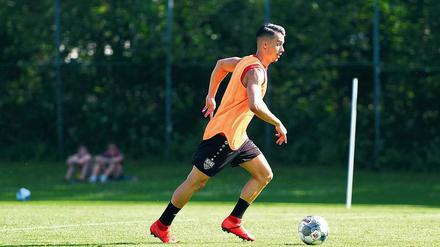 Nie mehr Zweite Liga. Erik Thommy stieg mit Stuttgart ab, wurde aber an die Fortuna verliehen.