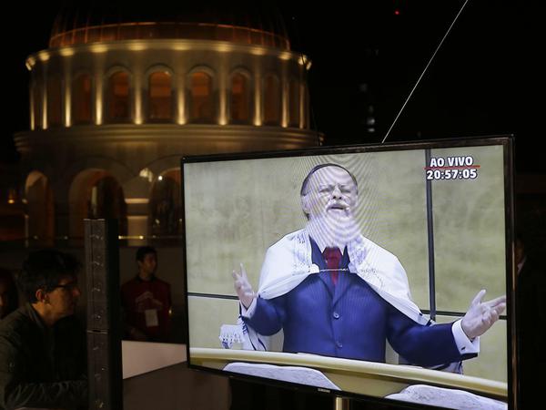 Edir Macedo bei der Eröffnung seiner Tempelkopie in Sao Paulo.
