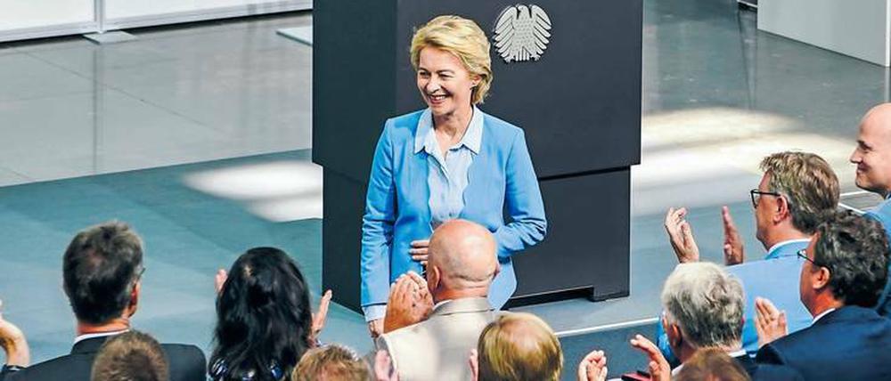 Nur mit Applaus. Am 24. Juli hatte sich Ursula von der Leyen aus dem Deutschen Bundestag verabschiedet.